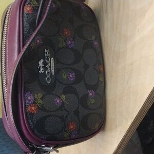 Like new floral coach crossbody